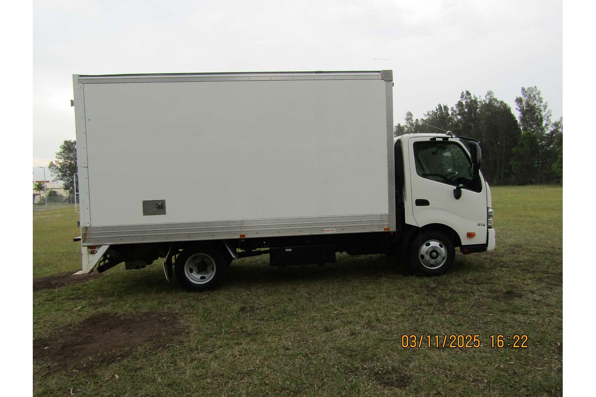 2021 Hino 300 Series 616 4x2 SWB