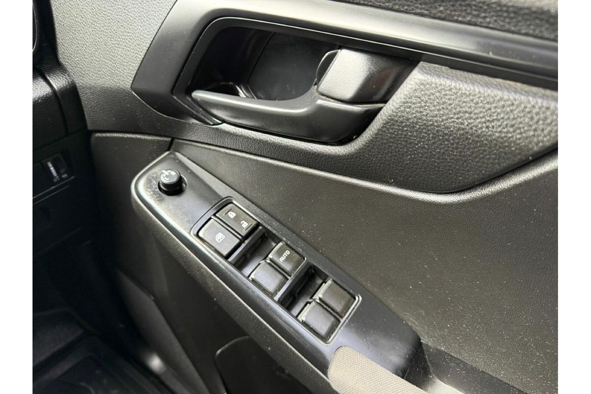 2020 Isuzu D-MAX SX High Ride Rear Wheel Drive