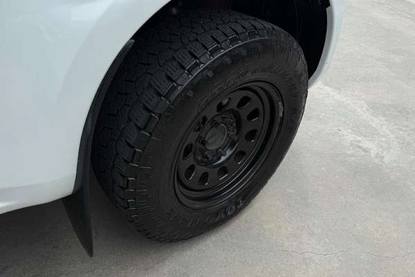 2020 Isuzu D-MAX SX High Ride Rear Wheel Drive