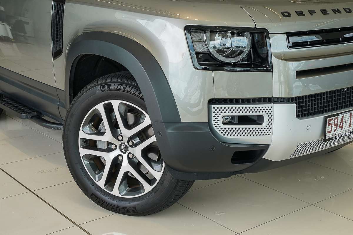 2023 Land Rover Defender 90 P400 X-Dynamic SE L663