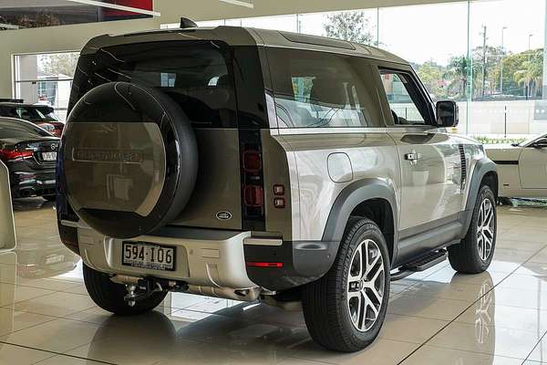 2023 Land Rover Defender 90 P400 X-Dynamic SE L663