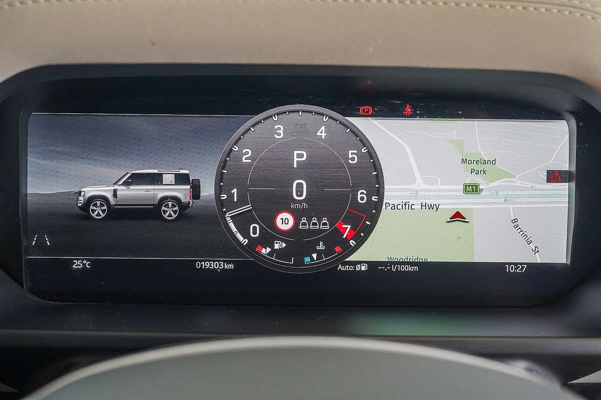 2023 Land Rover Defender 90 P400 X-Dynamic SE L663