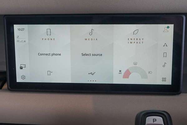 2023 Land Rover Defender 90 P400 X-Dynamic SE L663