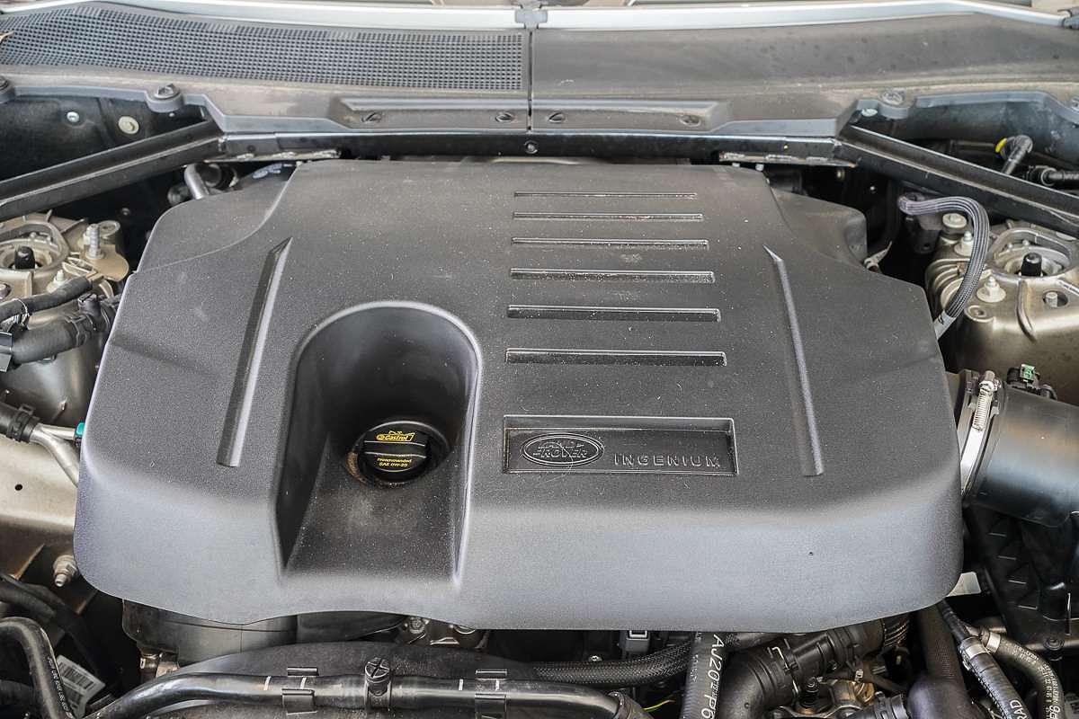 2023 Land Rover Defender 90 P400 X-Dynamic SE L663