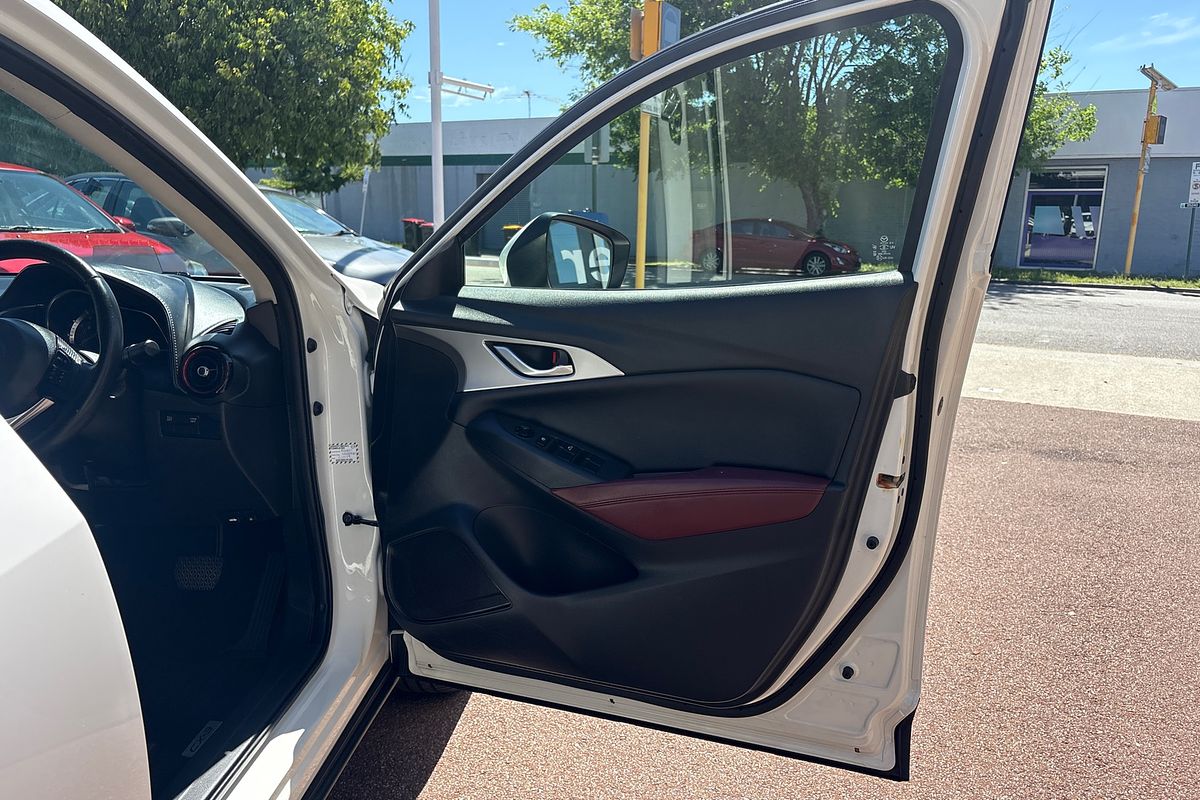 2015 Mazda CX-3 sTouring DK