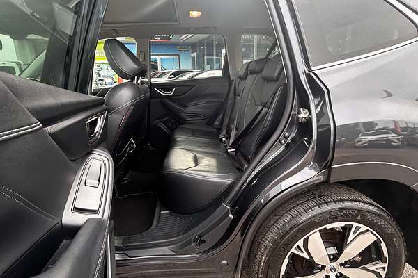 2018 Subaru Forester 2.5i-S S5