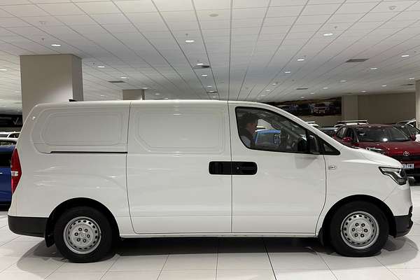 2021 Hyundai iLoad TQ4