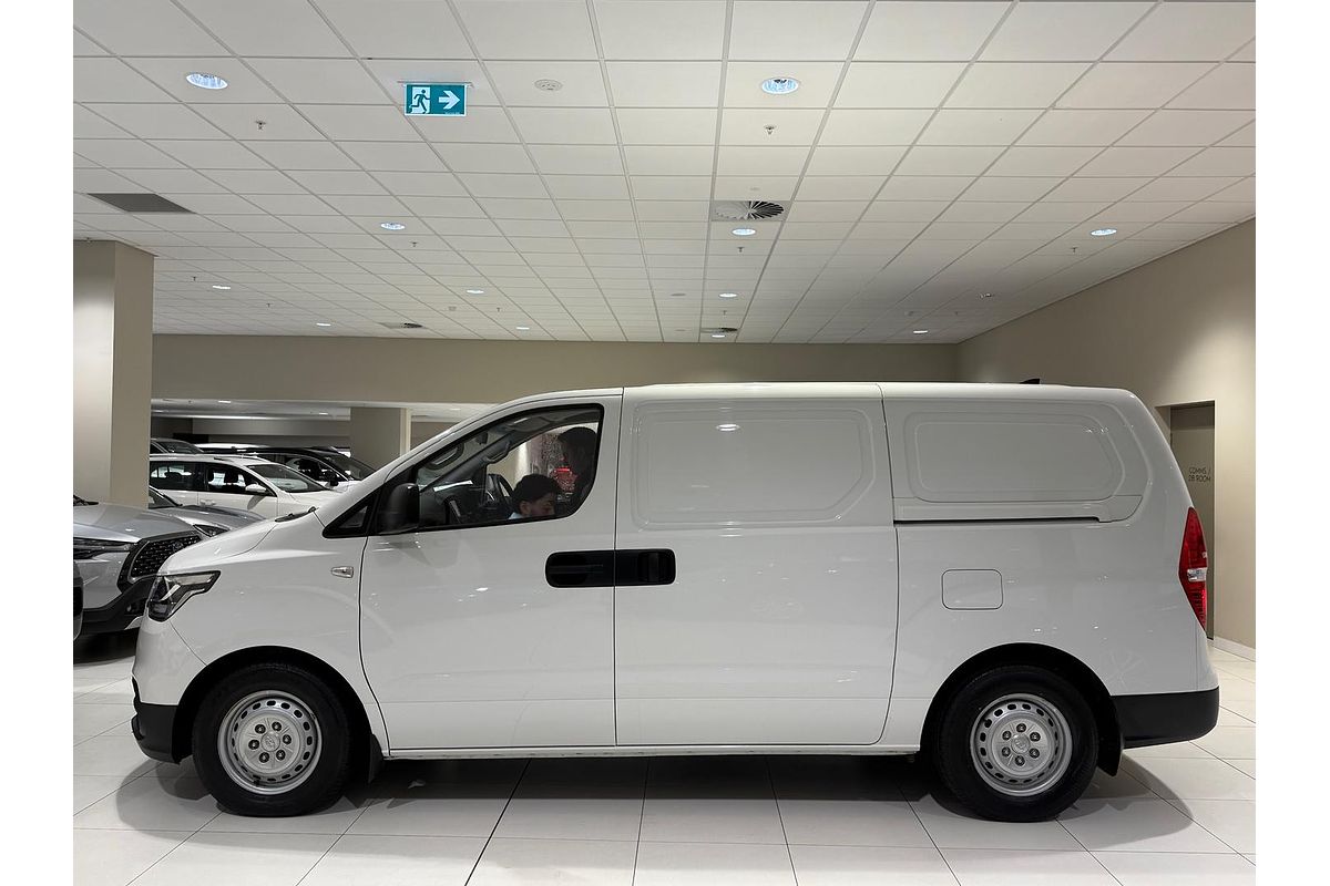 2021 Hyundai iLoad TQ4