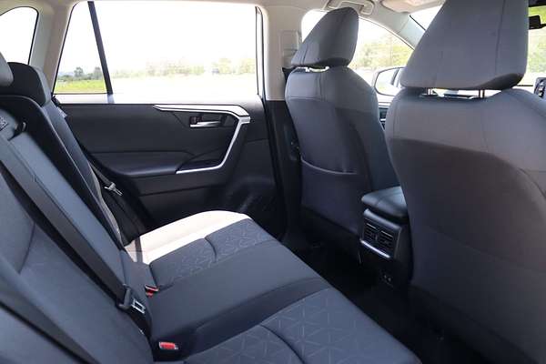 2019 Toyota RAV4 GXL AXAH54R