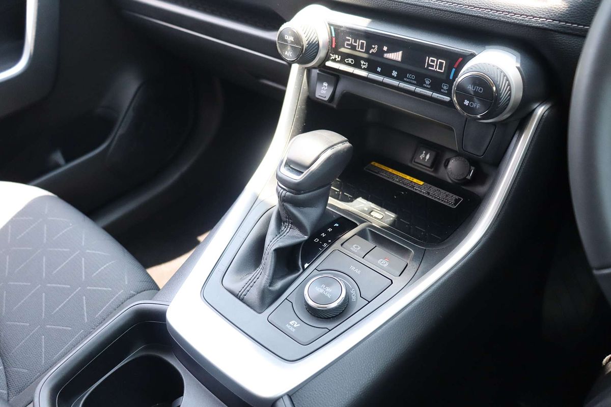 2019 Toyota RAV4 GXL AXAH54R