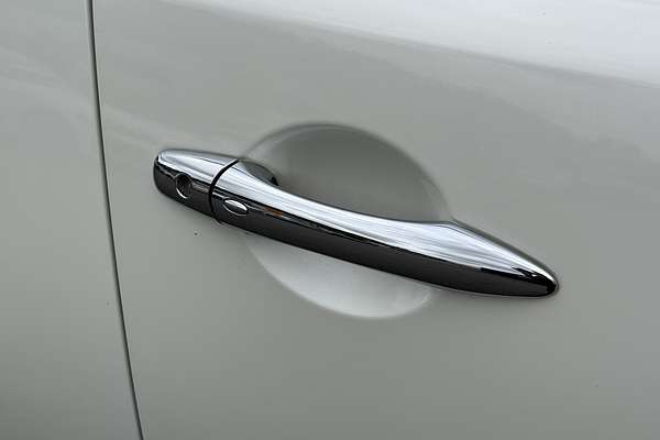 2018 Nissan Patrol Ti Y62 Series 4