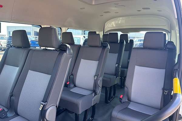 2024 Toyota Hiace Commuter GDH322R ELWB High Roof