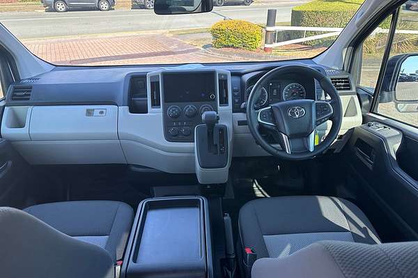 2024 Toyota Hiace Commuter GDH322R ELWB High Roof