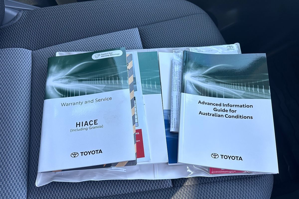 2024 Toyota Hiace Commuter GDH322R ELWB High Roof