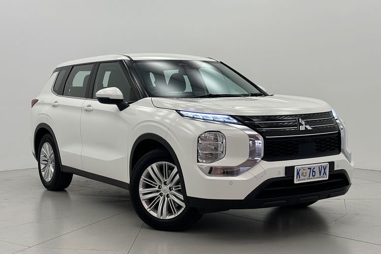 2022 Mitsubishi Outlander ES ZM