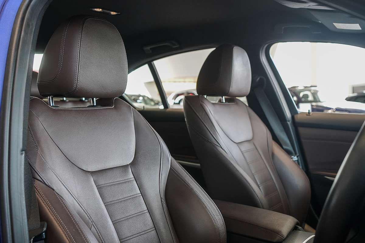 2019 BMW 3 Series 330i M Sport G20