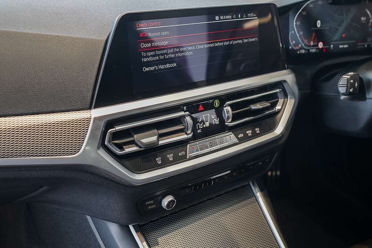 2019 BMW 3 Series 330i M Sport G20