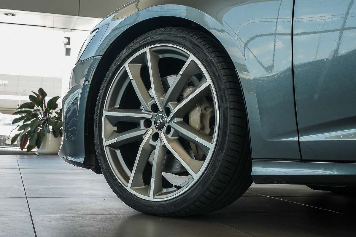 2019 Audi A6 55 TFSI S line C8