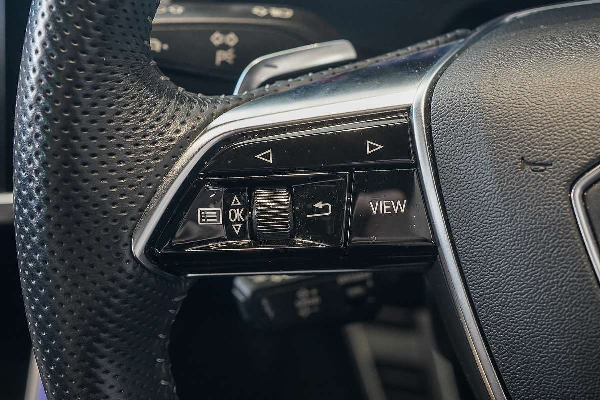 2019 Audi A6 55 TFSI S line C8