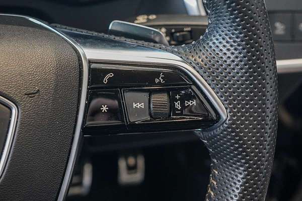 2019 Audi A6 55 TFSI S line C8