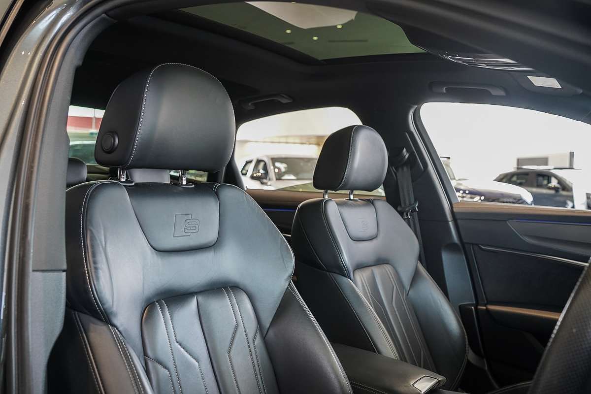 2019 Audi A6 55 TFSI S line C8