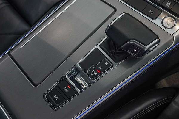 2019 Audi A6 55 TFSI S line C8