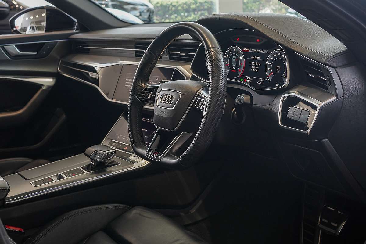 2019 Audi A6 55 TFSI S line C8