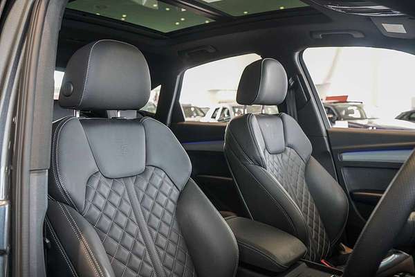 2024 Audi Q5 45 TFSI S line FY