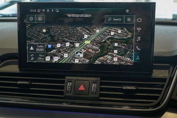 2024 Audi Q5 45 TFSI S line FY