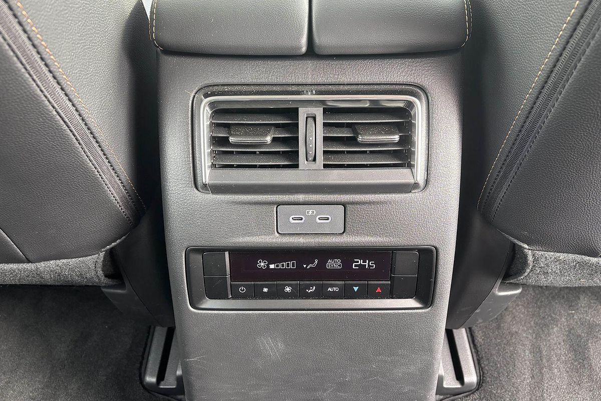 2024 Mazda CX-80 P50e Touring KL