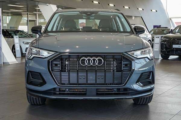 2022 Audi Q3 35 TFSI F3