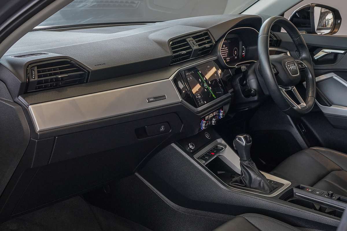 2022 Audi Q3 35 TFSI F3