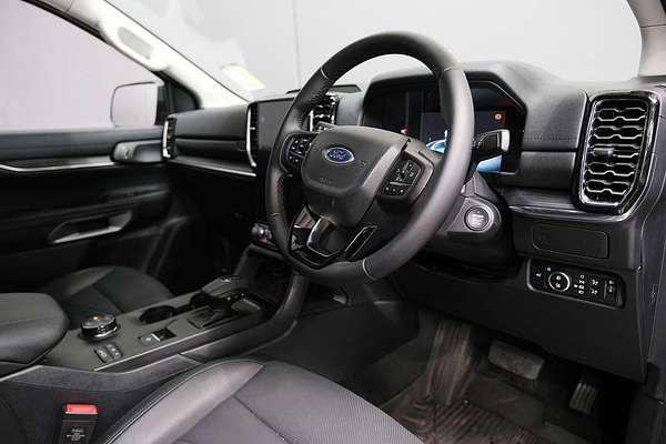 2025 Ford Everest Trend 2.0L