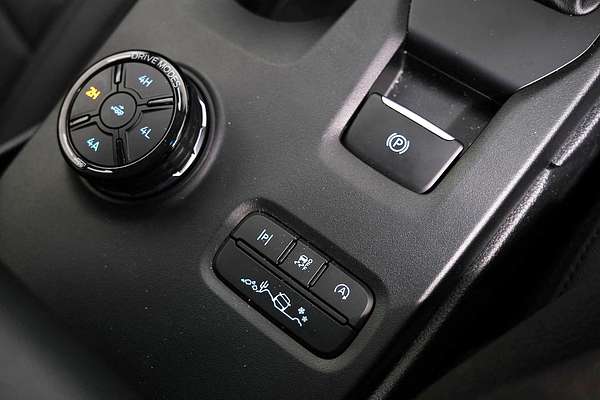 2025 Ford Everest Trend 2.0L