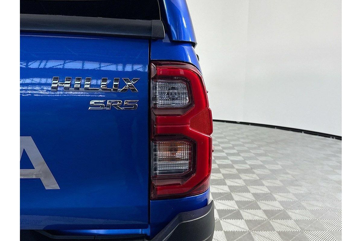 2023 Toyota Hilux SR5 GUN126R 4X4