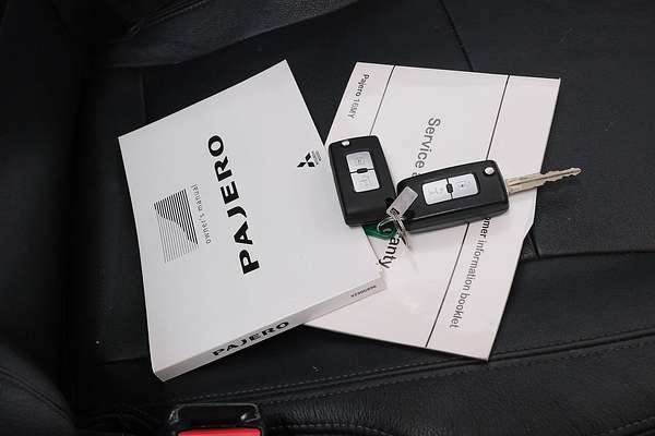 2016 Mitsubishi Pajero Exceed NX