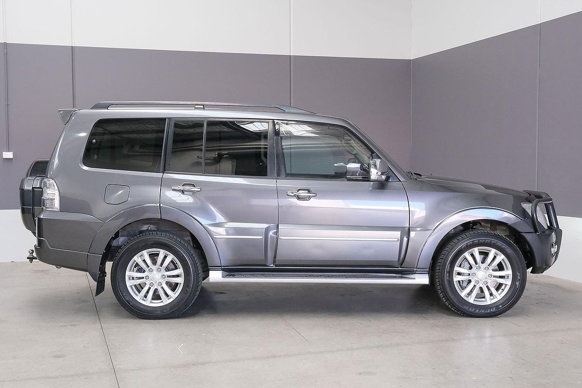 2016 Mitsubishi Pajero Exceed NX
