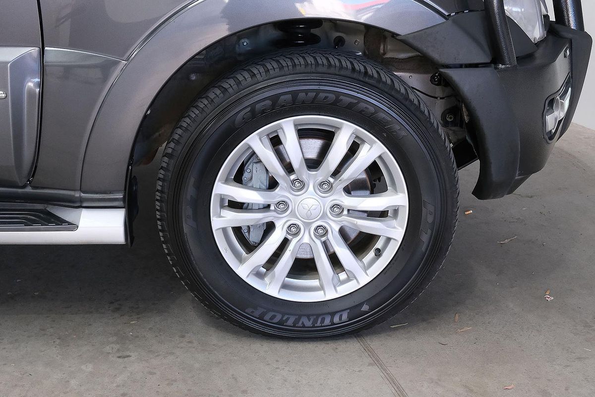 2016 Mitsubishi Pajero Exceed NX