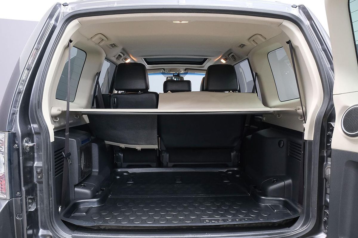 2016 Mitsubishi Pajero Exceed NX