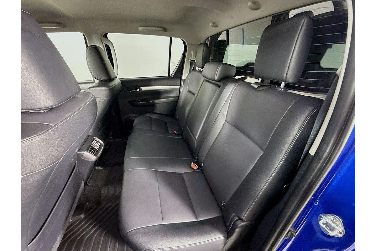 2023 Toyota Hilux SR5 GUN126R 4X4