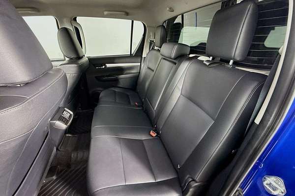 2023 Toyota Hilux SR5 GUN126R 4X4