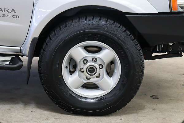 2009 Nissan Navara ST-R D22 4X4