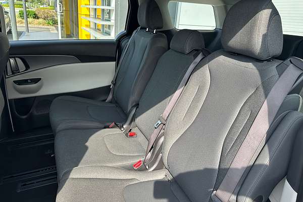 2022 Kia Carnival S KA4