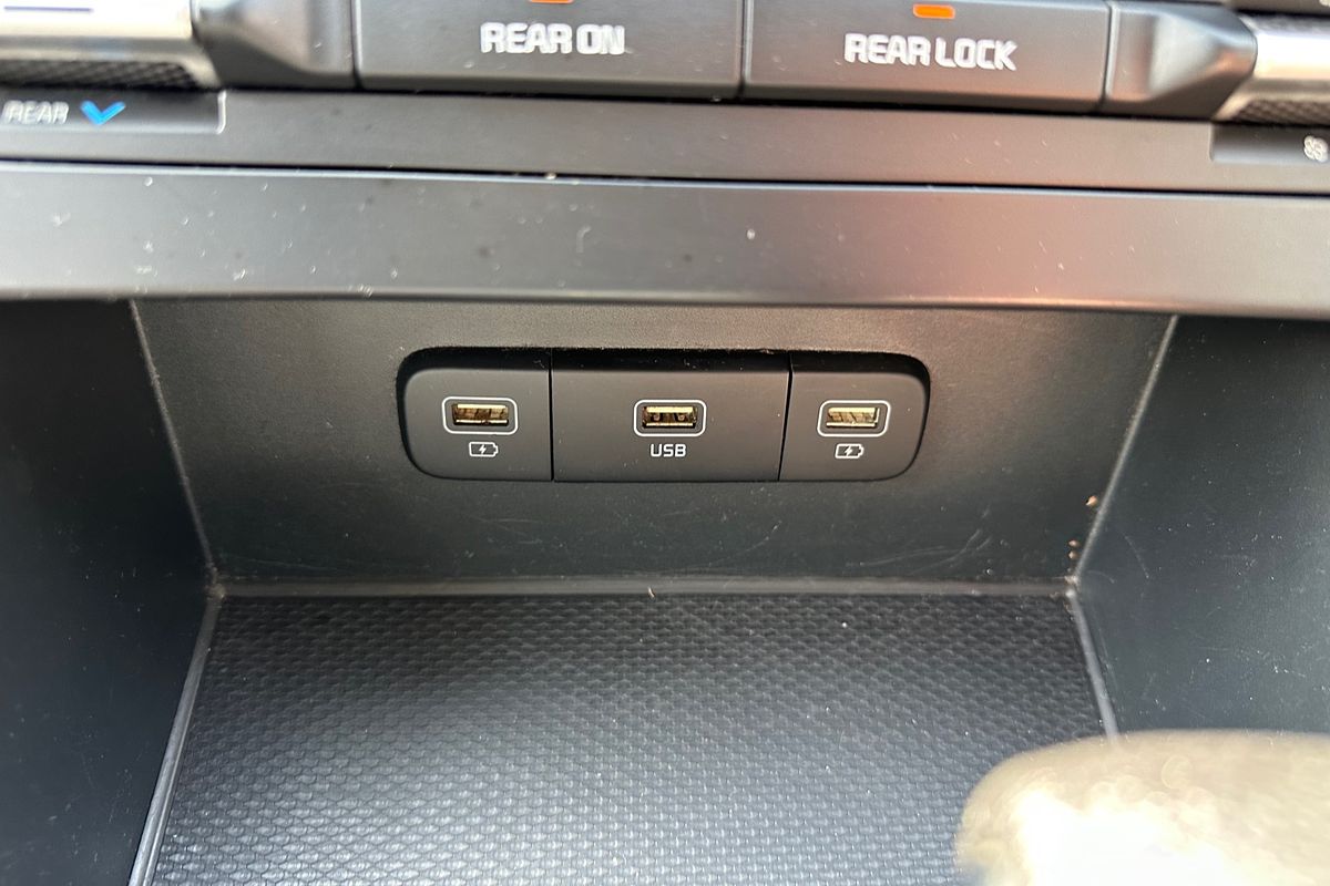 2022 Kia Carnival S KA4