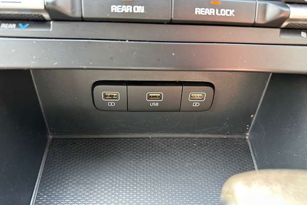 2022 Kia Carnival S KA4