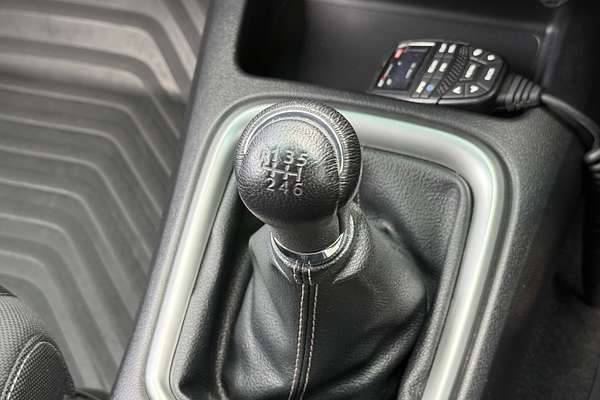 2021 Toyota Hilux SR5 GUN126R 4X4