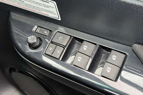 2021 Toyota Hilux SR5 GUN126R 4X4