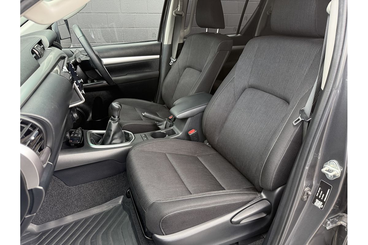 2021 Toyota Hilux SR5 GUN126R 4X4