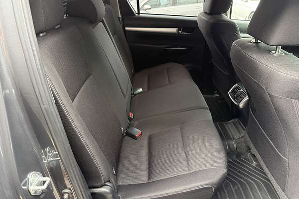 2021 Toyota Hilux SR5 GUN126R 4X4