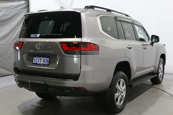 2024 Toyota Landcruiser VX FJA300R